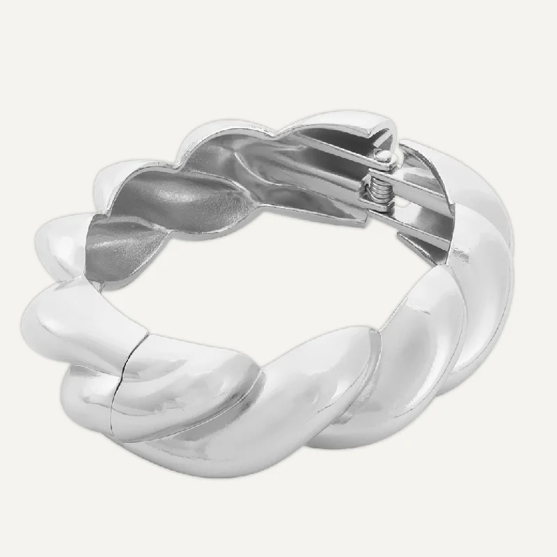 Contemporary Hinged Bracelet In Silver-Tone